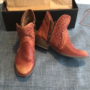 Bundle Discount! 🔥 
Rustic Women’s Booties - handmade, genuine leather